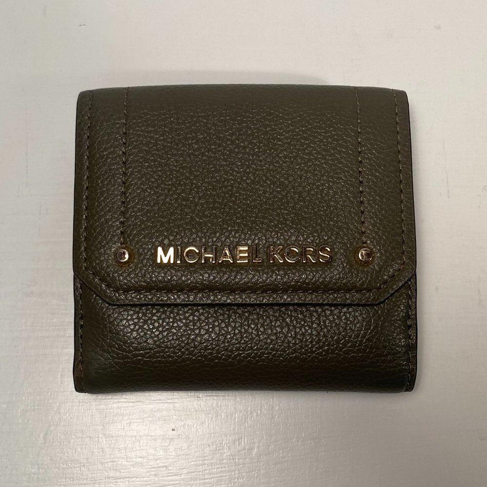 Michael Kors Hayes Trifold Wallet